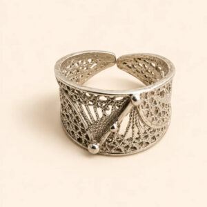 Amazigh Silver Ring – Tlaytmas Filigree Openwork Design