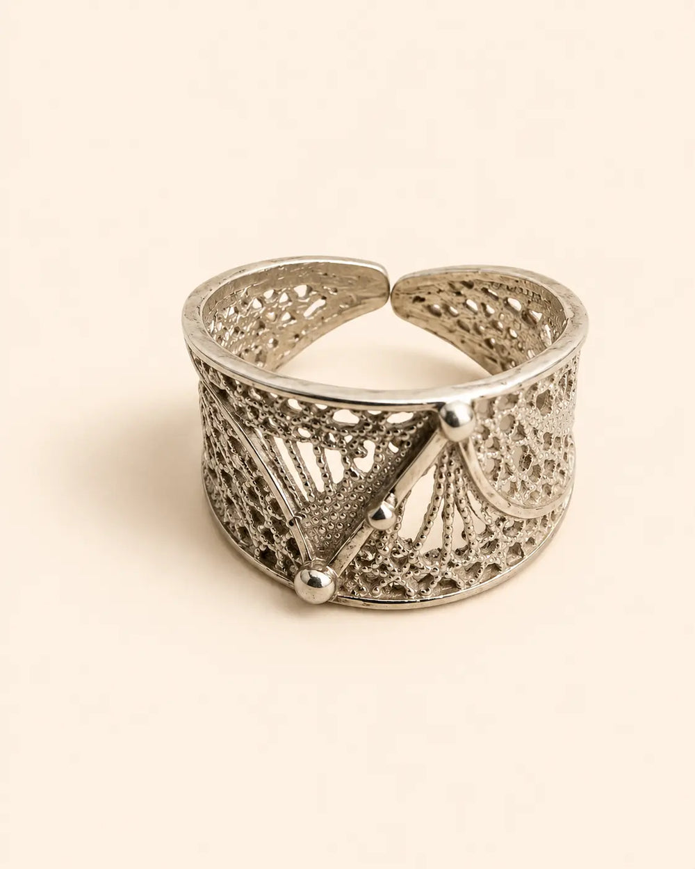 Amazigh Silver Ring – Tlaytmas Filigree Openwork Design