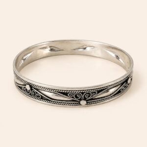 Amazigh Silver Geometric Bracelet – Amazigh Jewelry with Character