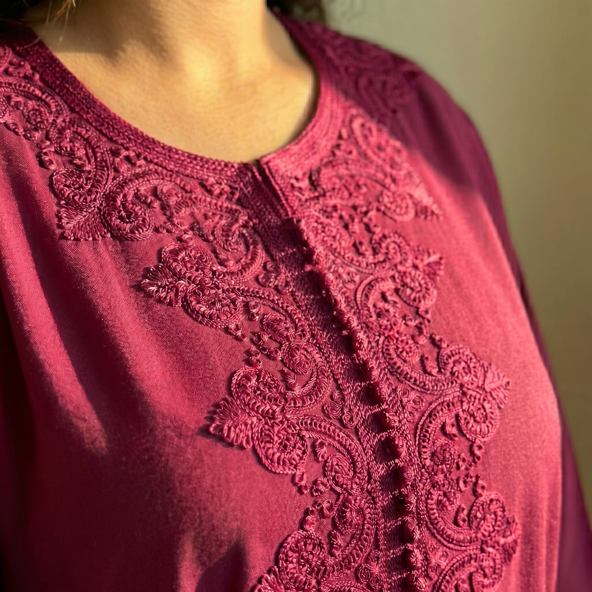 fuchsia Kaftan - Flowing Tonal Embroidery Ceremony Style