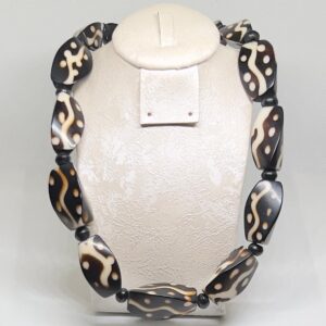 Vintage african tribal necklace, black white beads tribal boho choker jewelry