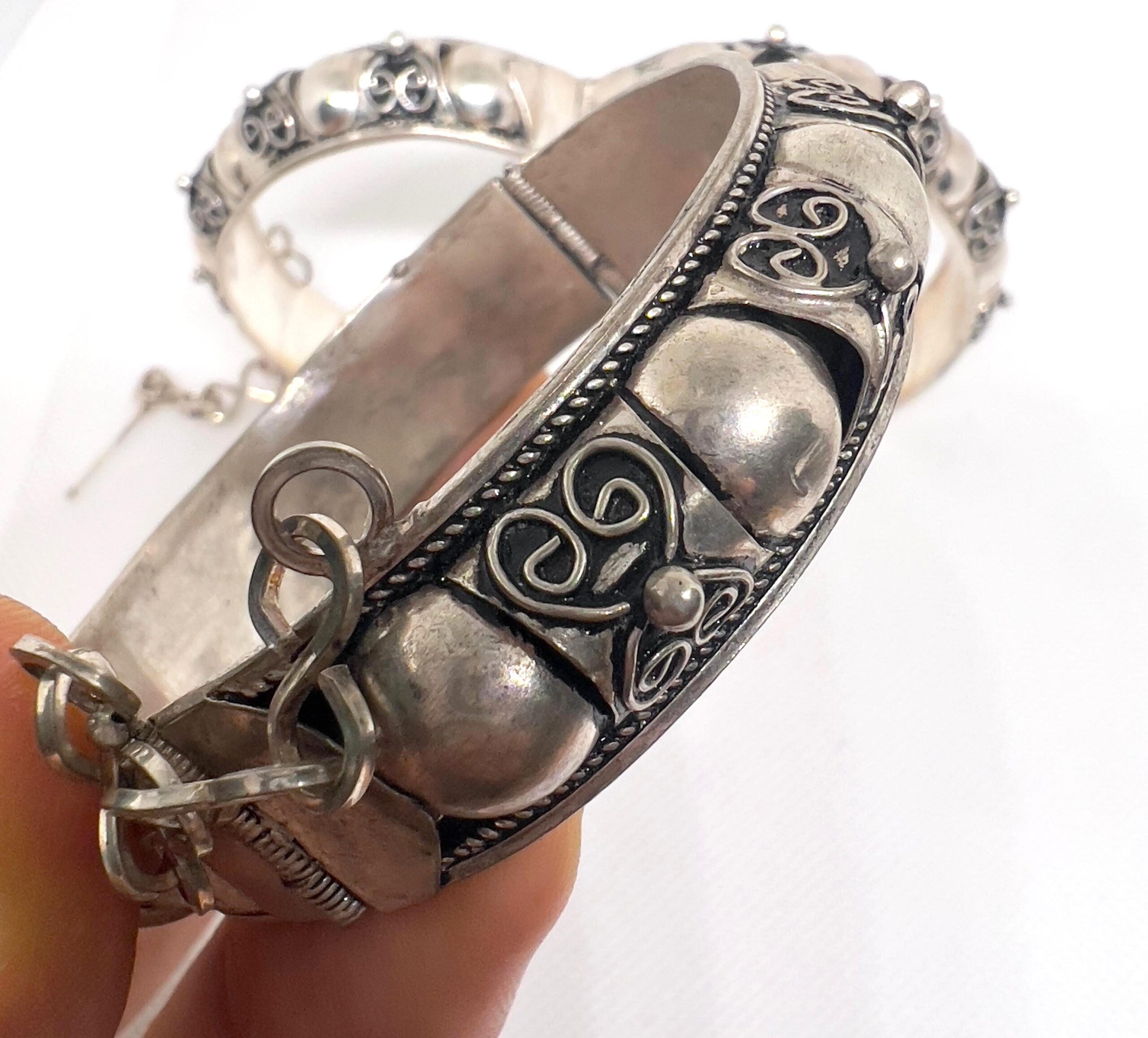 Tuareg Silver Cuff: Sahara Handmade Jewerly Berber Bracelet Ethnic African Engraved Tribal Jewelry