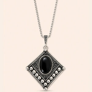 Tuda Necklace - Amazigh Silver Pendant Jewelry