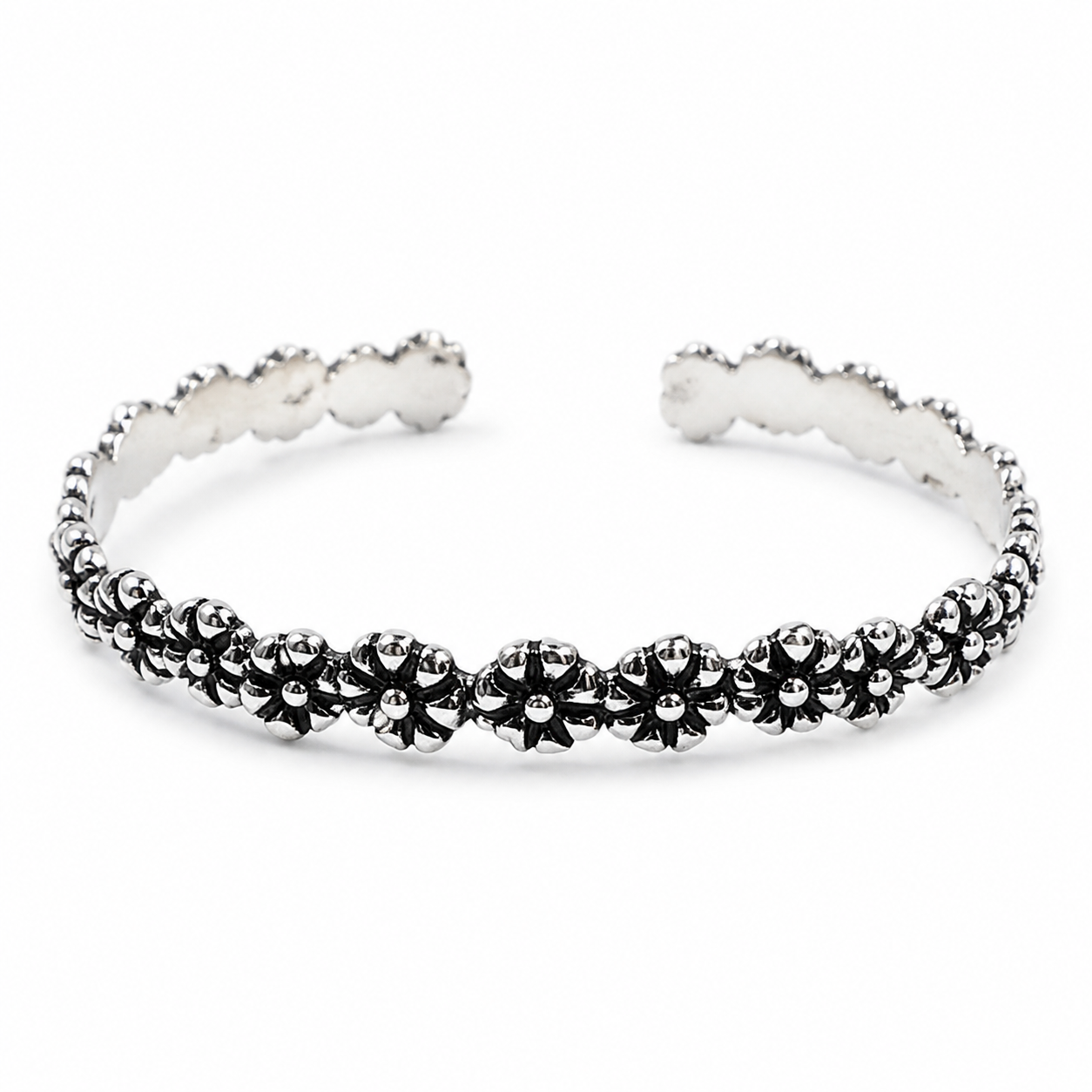 Amazigh Tribal Sahara Bracelet Silver with Motifs Touaregs