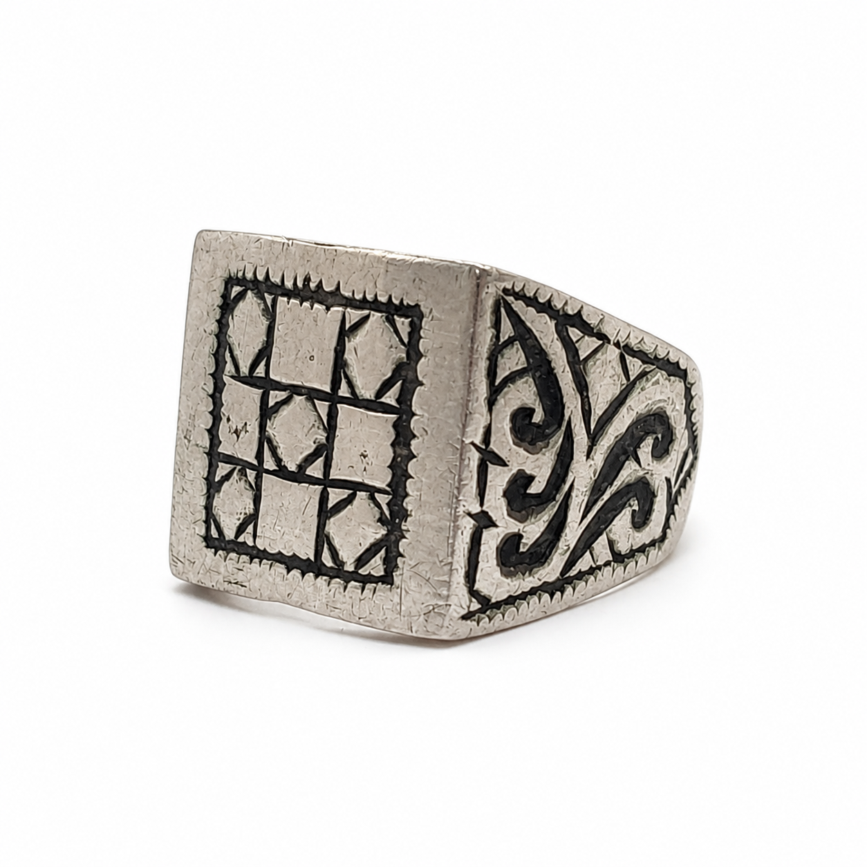 Berber Antique Square Silver Ring with Tribal Design
