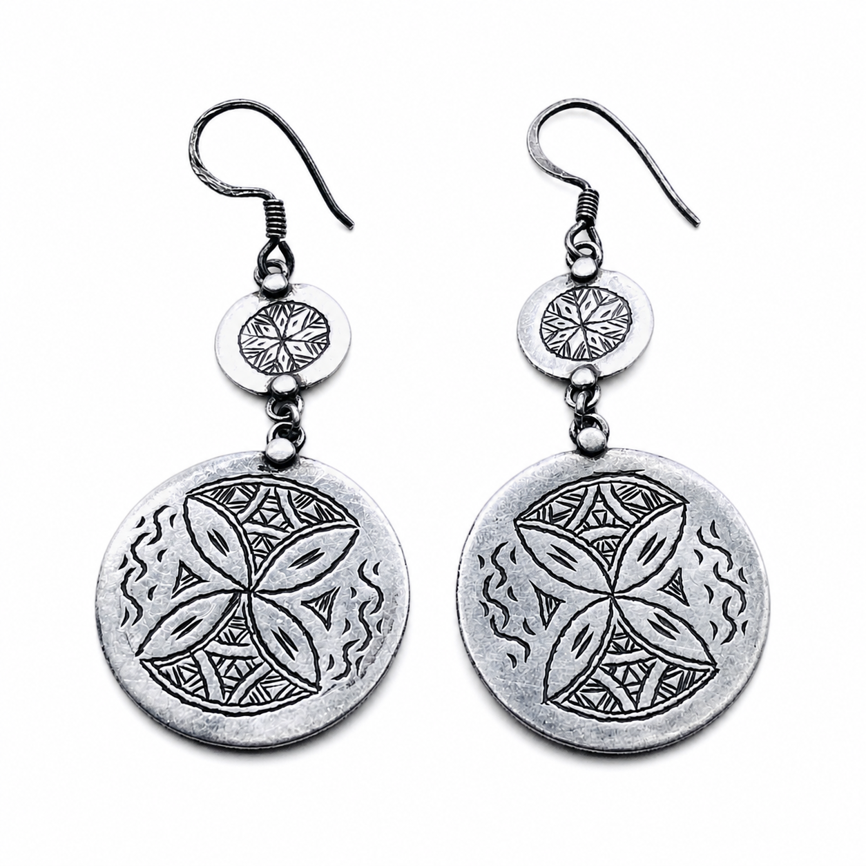 Berber Jewelry artisanaux amazighs traditionnels Earrings berbères Silver