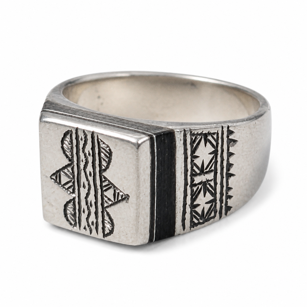 Handmade Amazigh Berber Tuareg Solid Silver Tribal Engraved Ring