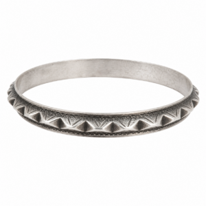 Rare 1930s Amazigh Engraved Triangular Relief Quality Silver Bracelet