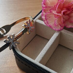Amazigh Jonc Bracelet with Three YAZ Symbol Details