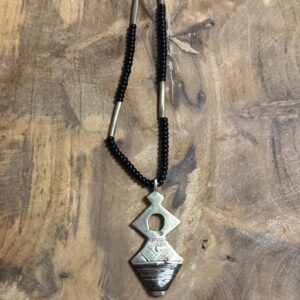 Amazigh Handmade Metal and Stone Distinctive Necklace Halskette