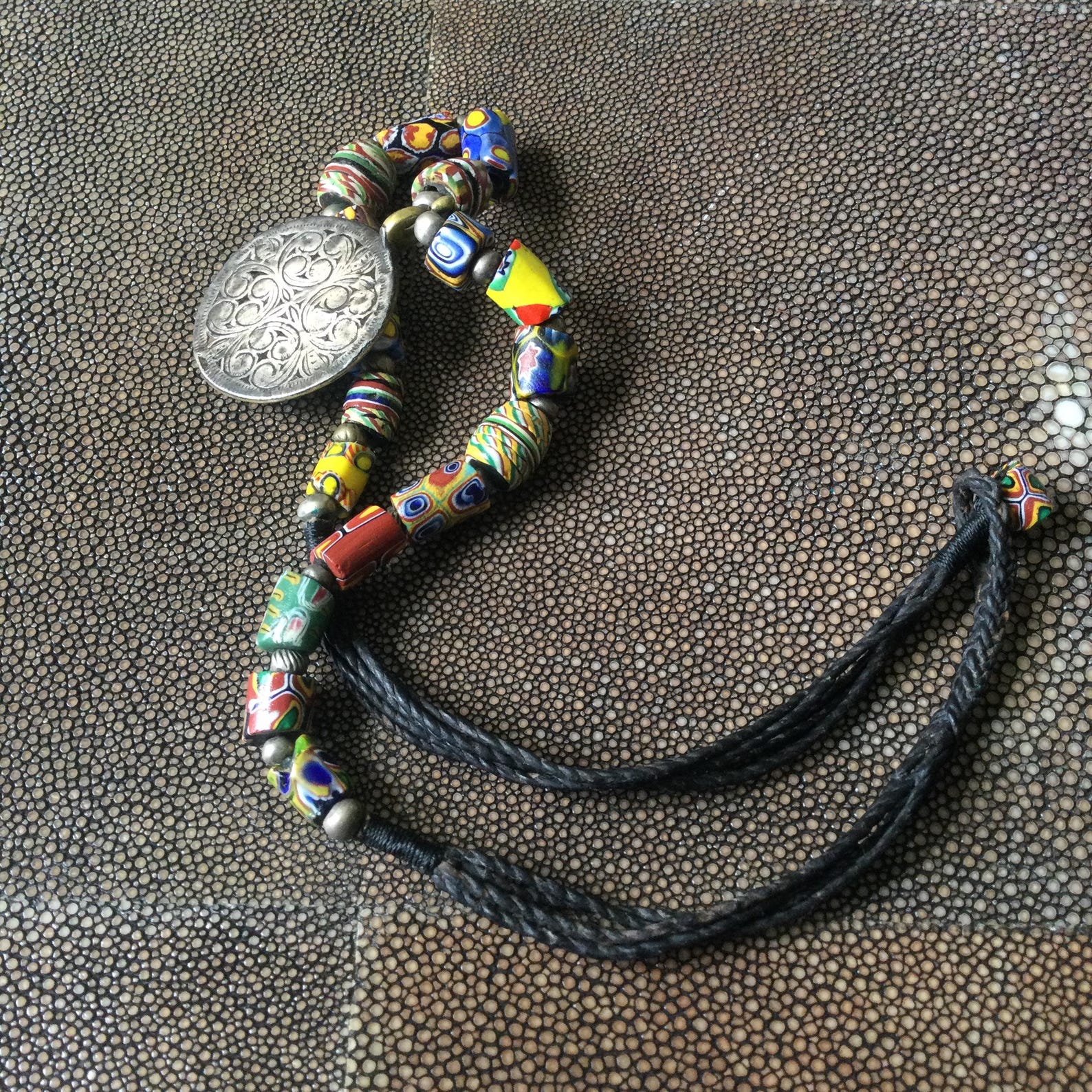 Berber Ida ou Semlal Silver Pendant Beaded Necklace