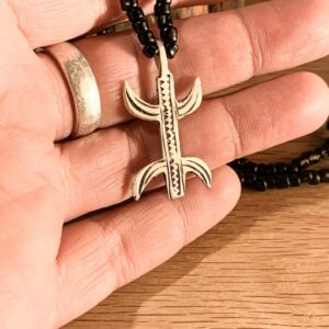 Amazigh Aza Yaz Symbol Necklace for Everyday Personal Styling