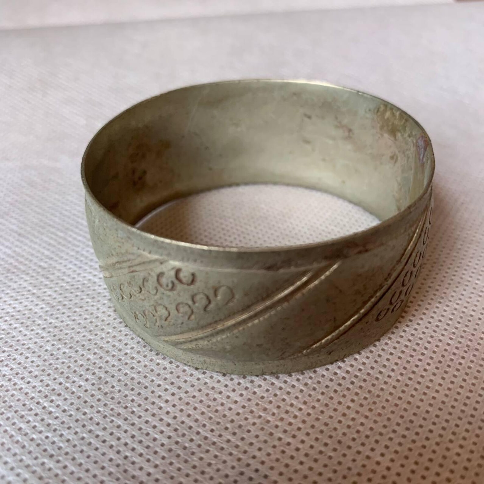 Berber Antique Twisted Crescent Stamp Dots Silver Bracelet