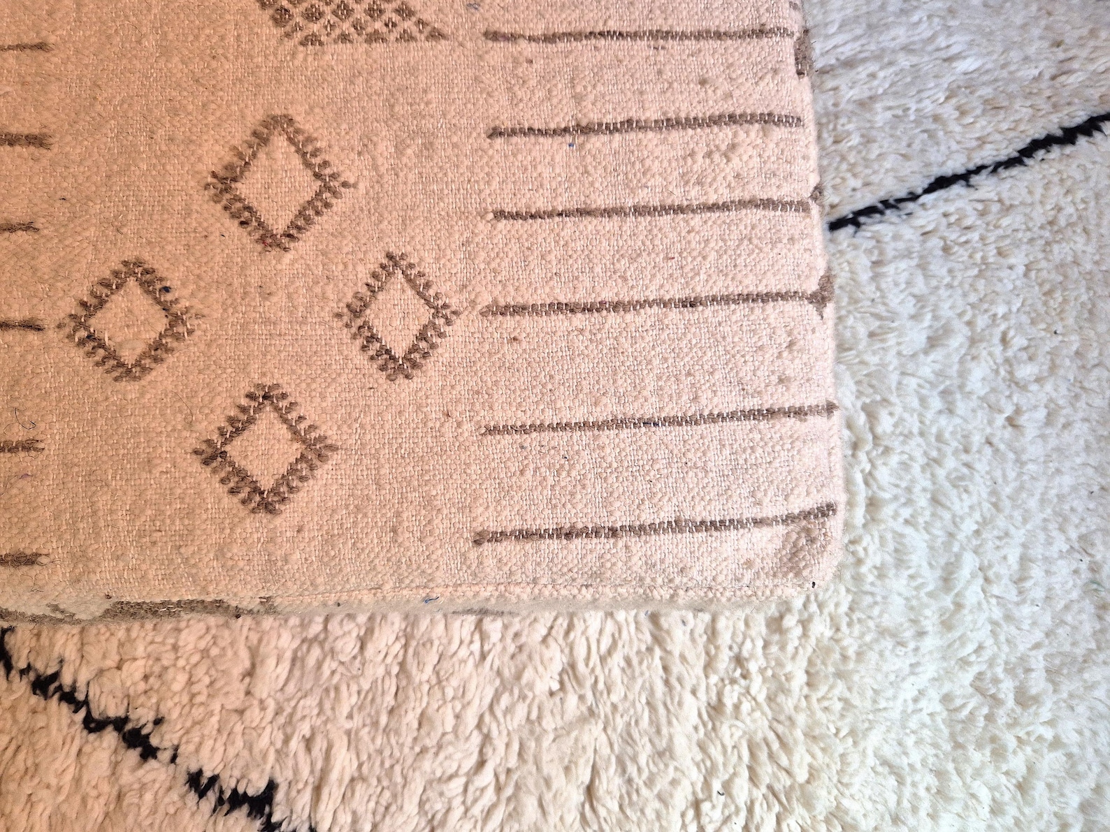 Amazigh Handmade Kilim Vintage Wool Ottoman Floor Pouf