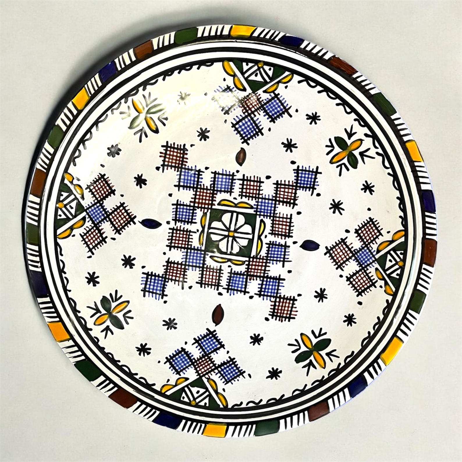 Amazigh Handmade Ceramic Traditional Pottery Hand-Painted Decorative Plate