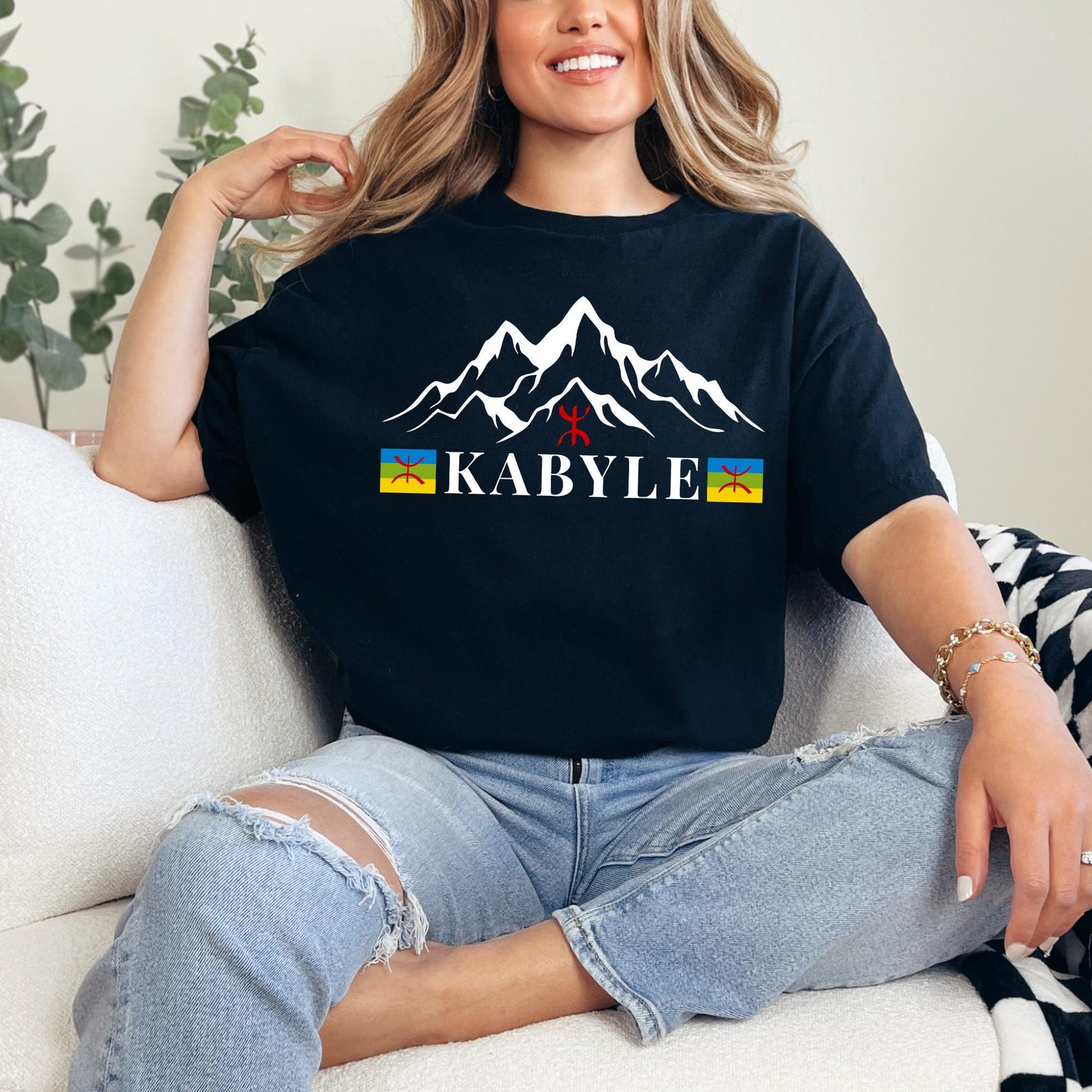 Amazigh Yaz Symbol Berber Kabyle Tifinagh Tattoo Art T-Shirt