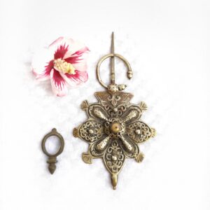 Berber Antique silver coral dress clip Sous fibula