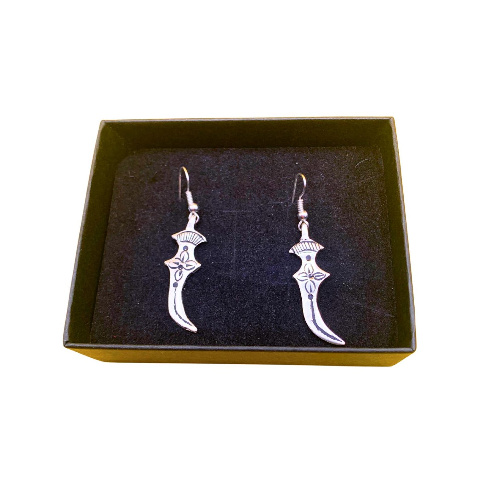 Handmade Berber Tuareg Dagger Jewelry Set with Necklace and Earrings