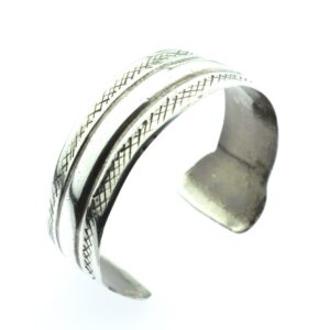 Berber Old Tunisian silver bracelet. Silver tribal bracelet