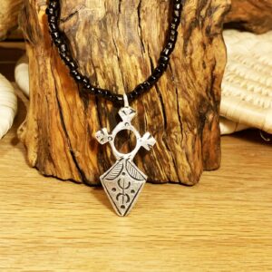 Amazigh Tuareg Symbol Pendant Necklace for Everyday Jewelry Styling