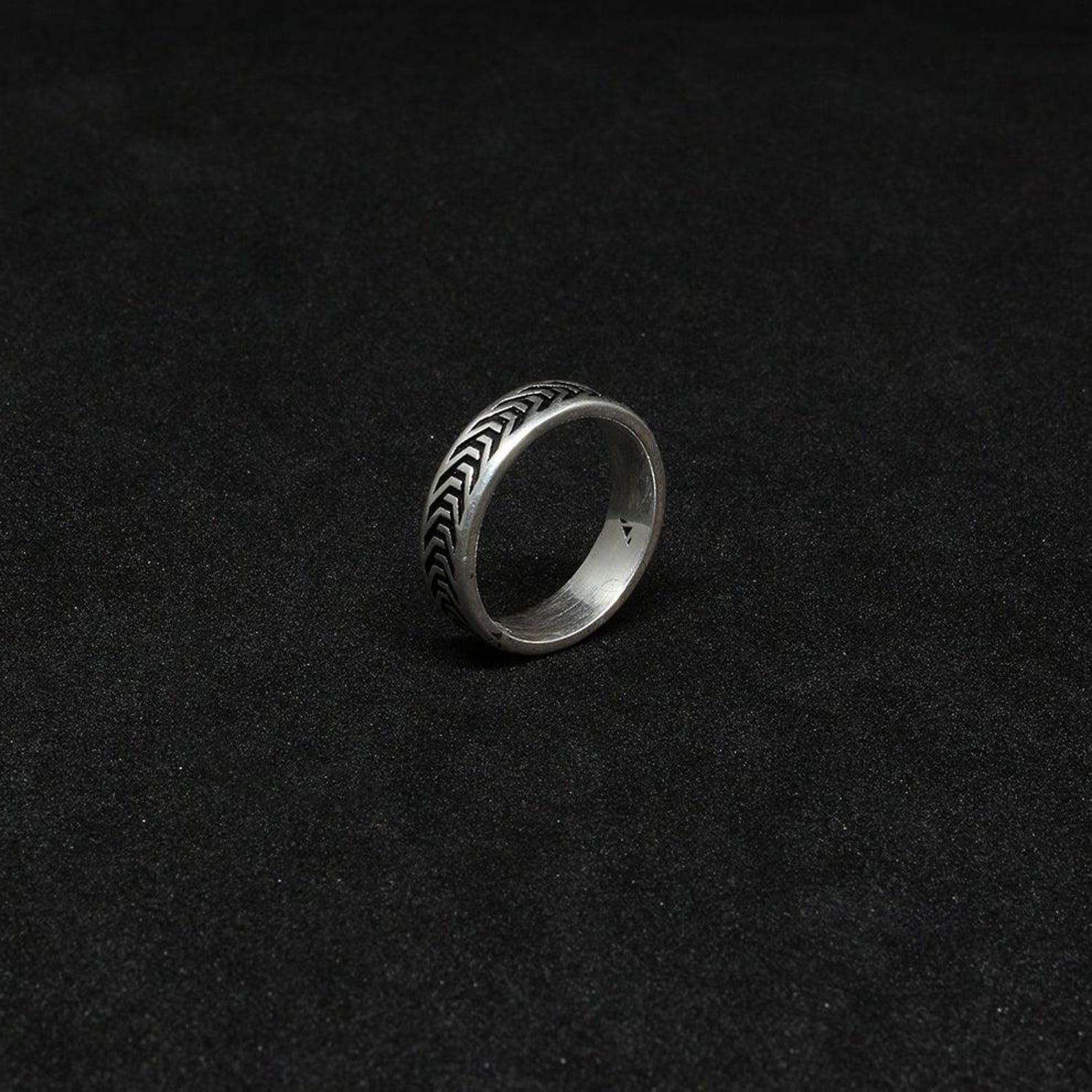 Berber Amazigh Hand-Engraved Sterling Silver Arrow Statement Ring