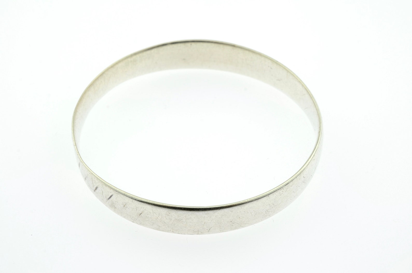 Berber Small Mid-Century Silver Bangle Bracelet from Morocco