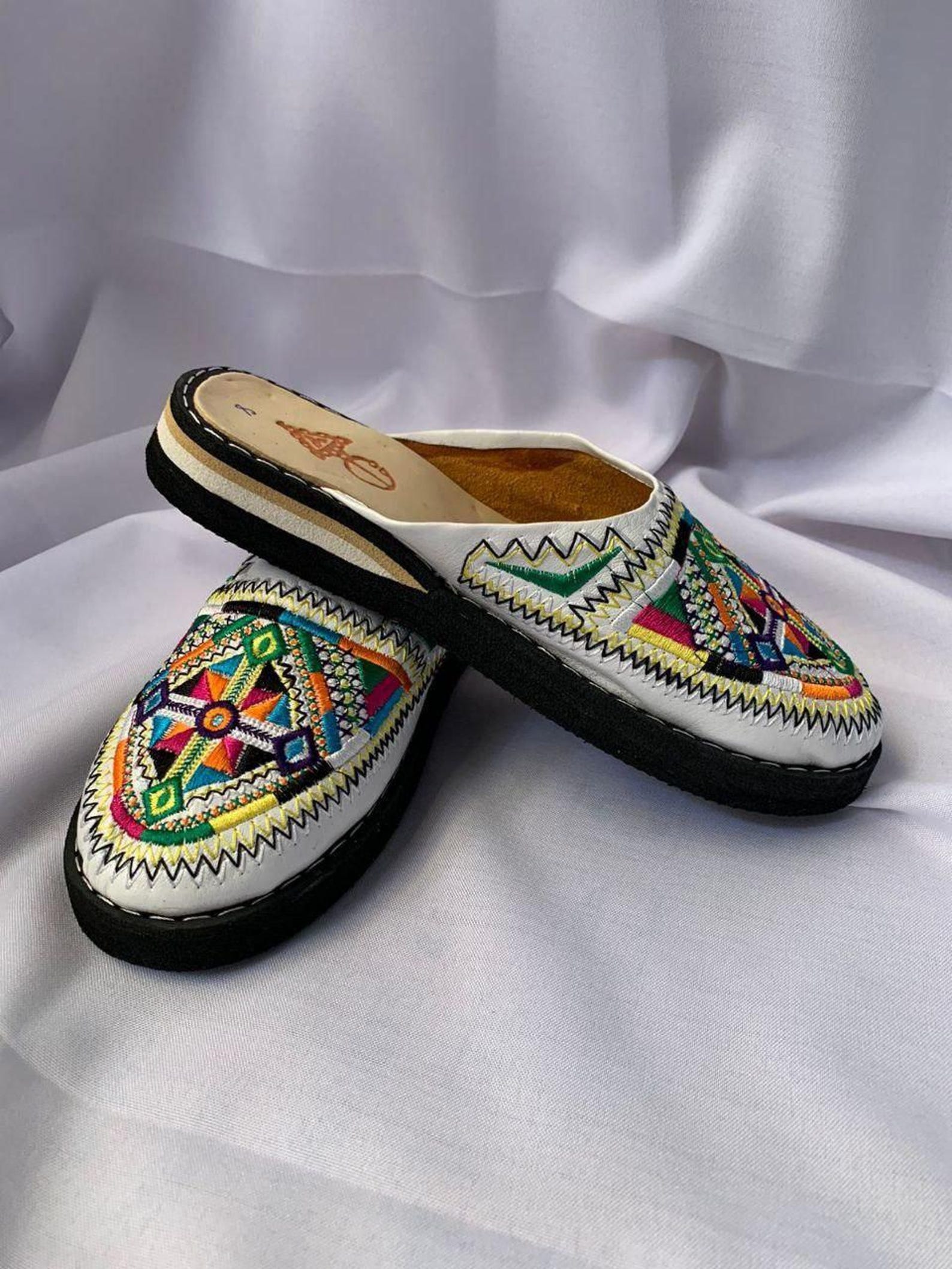 Berber Authentic Adouko Babouche Handmade Leather Babouche Shoes