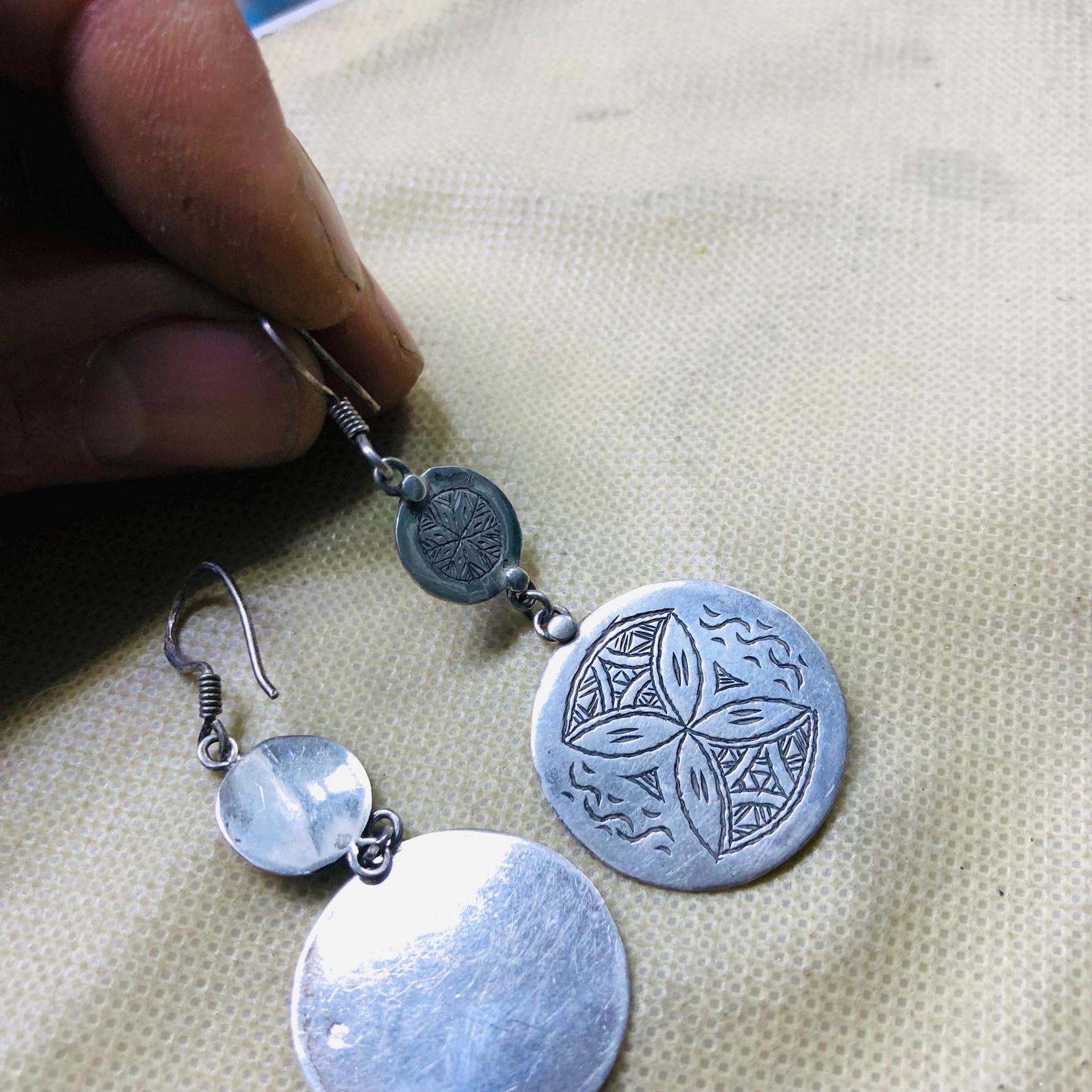 Berber Jewelry artisanaux amazighs traditionnels Earrings berbères Silver