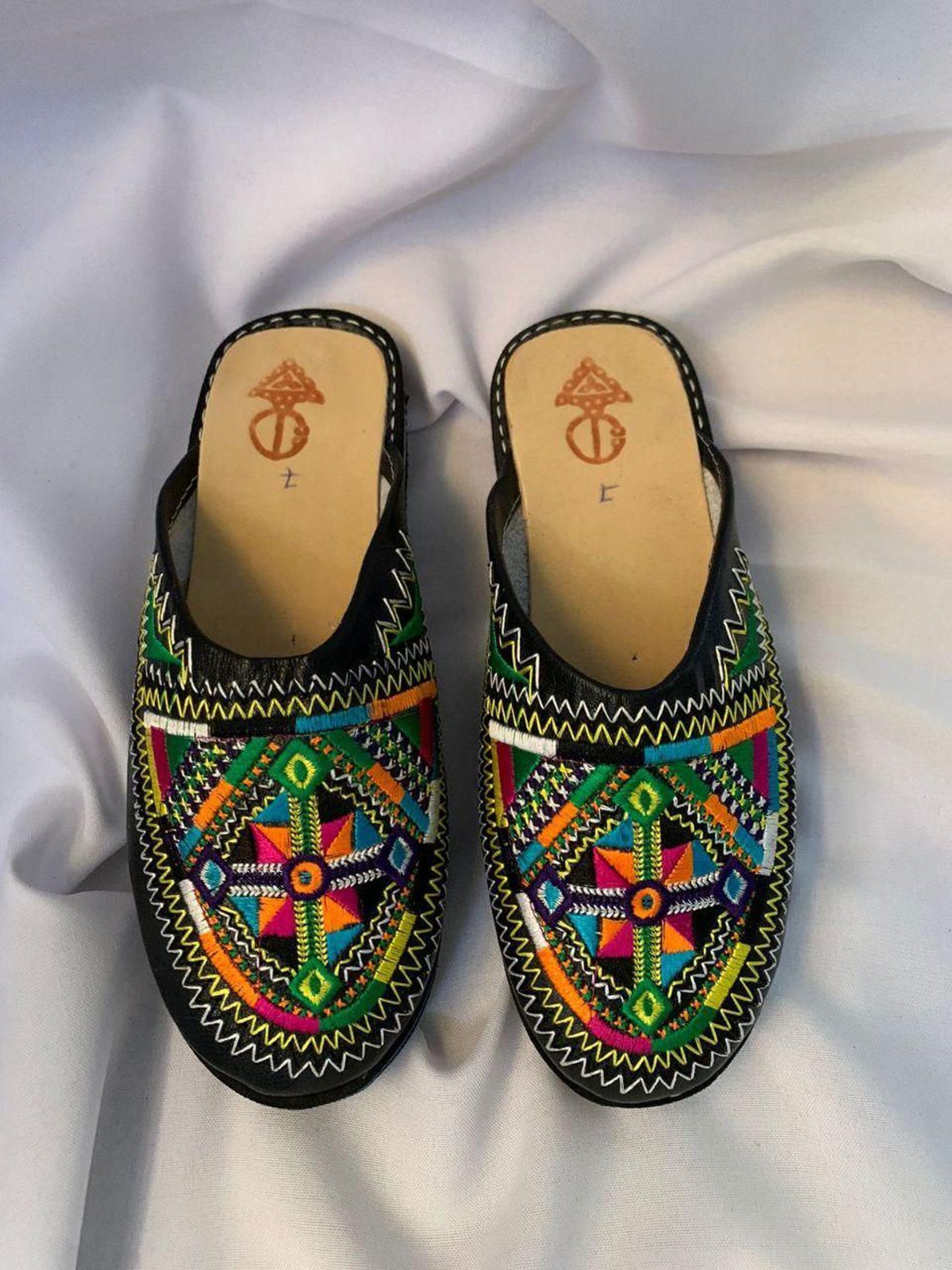 Berber Authentic Adouko Babouche Handmade Leather Babouche Shoes