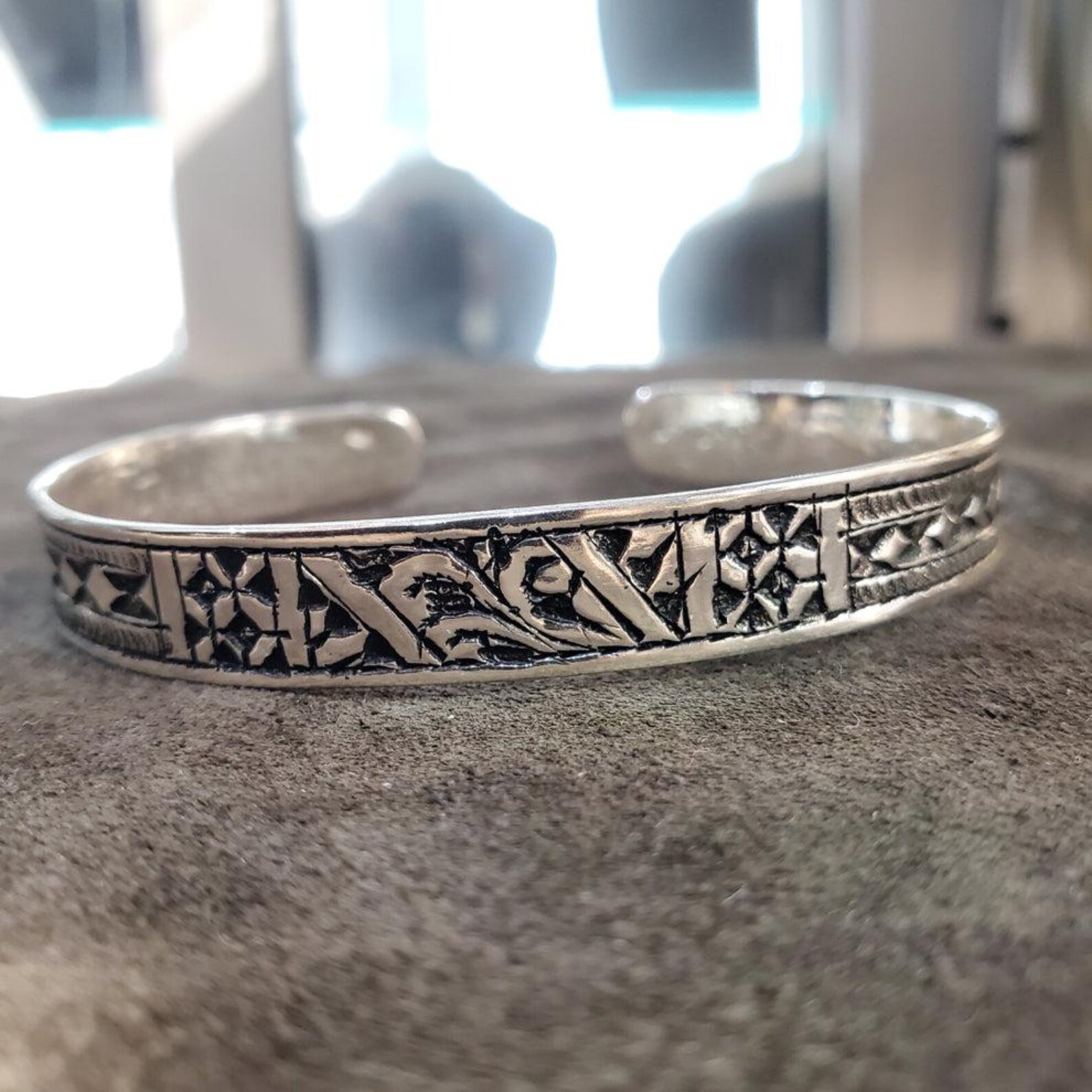 Berber Authentic Silver Handmade Sterling Bangle Lunja Bracelet