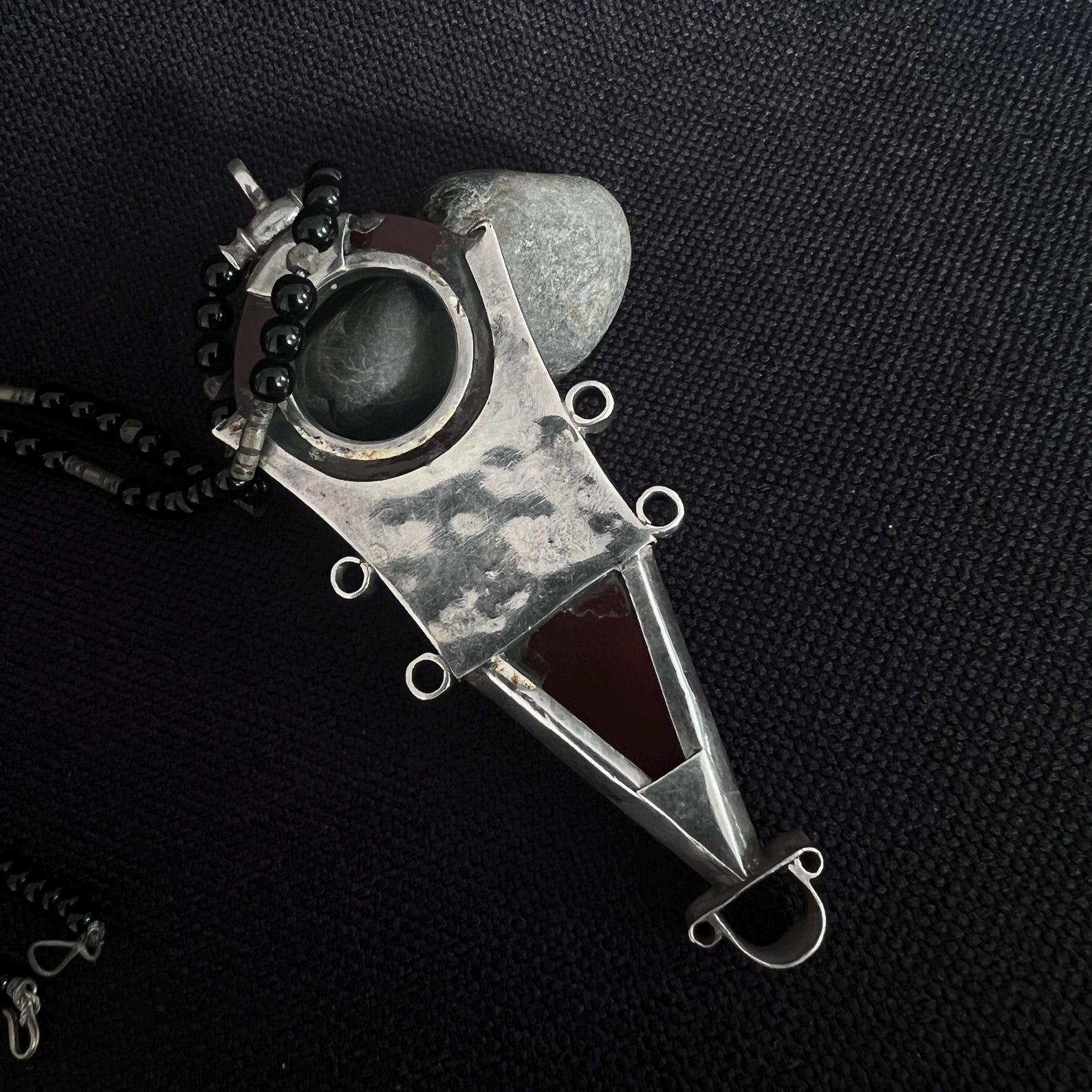 Berber Tanfuk Silver Carnelian Pendant Necklace with Style