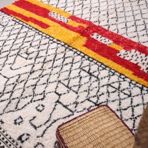 Berber Custom Design Wool Neutral Geometric Living Room Rug