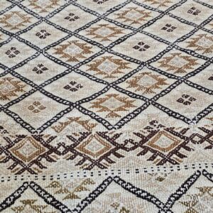 Amazigh Neutral toned Handmade Vintage Carpet - Wool Diamond Rug