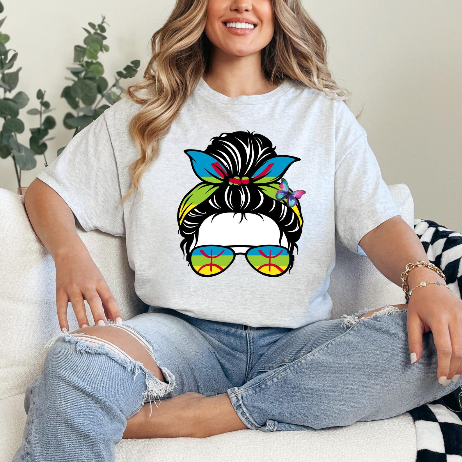 Berber Amazigh Yaz Symbol Kabyle Pride Tifinagh Graphic T-Shirt