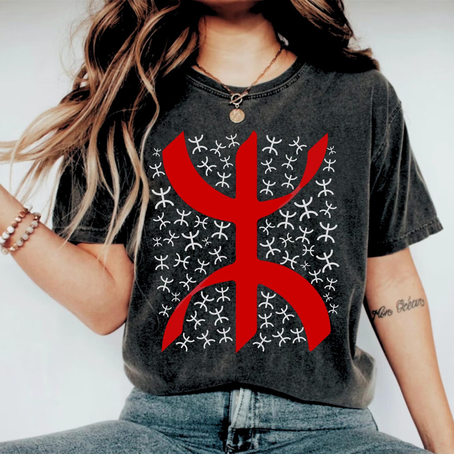 Berber Kabyle Tifinagh Amazigh Yaz Symbol Tattoo Art T-Shirt