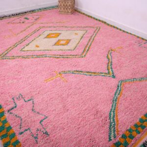 Berber Custom Design Pink Wool Geometric Living Room Rug