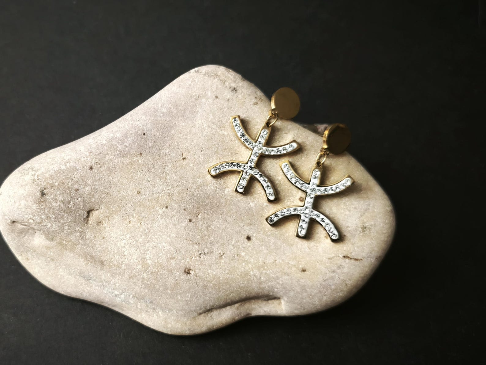 Amazigh Kabyle Berber Tifinagh Yaz Sparkling Gold Drop Earrings