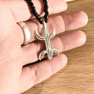 Amazigh Aza Yaz Symbol Necklace for Everyday Personal Styling