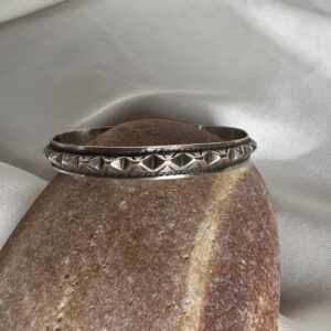 Rare 1930s Amazigh Engraved Triangular Relief Quality Silver Bracelet