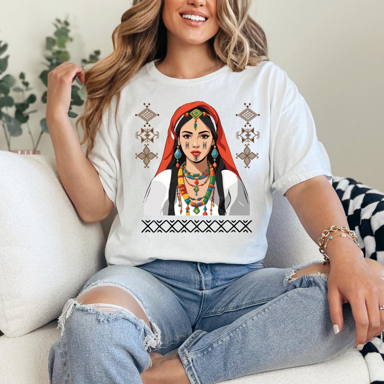 Amazigh Yaz Symbol Berber Kabyle Tifinagh Heritage Graphic T-Shirt