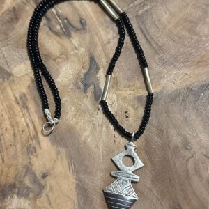Amazigh Handmade Metal and Stone Distinctive Necklace Halskette