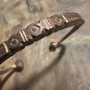 Berber Handmade Copper Bracelet with Traditional Engravings Armreif