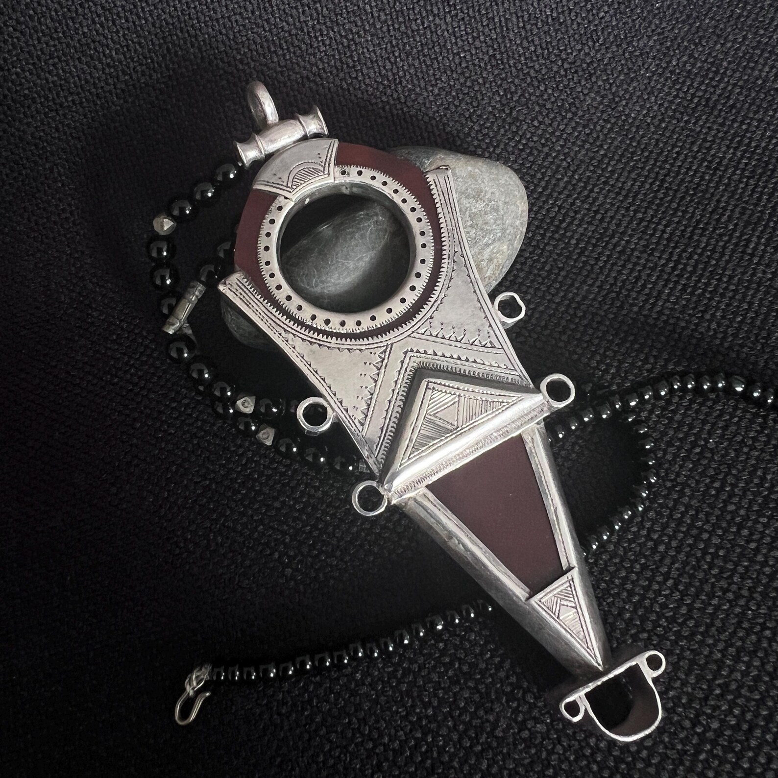 Berber Tanfuk Silver Carnelian Pendant Necklace with Style