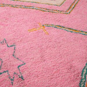 Berber Custom Design Pink Wool Geometric Living Room Rug