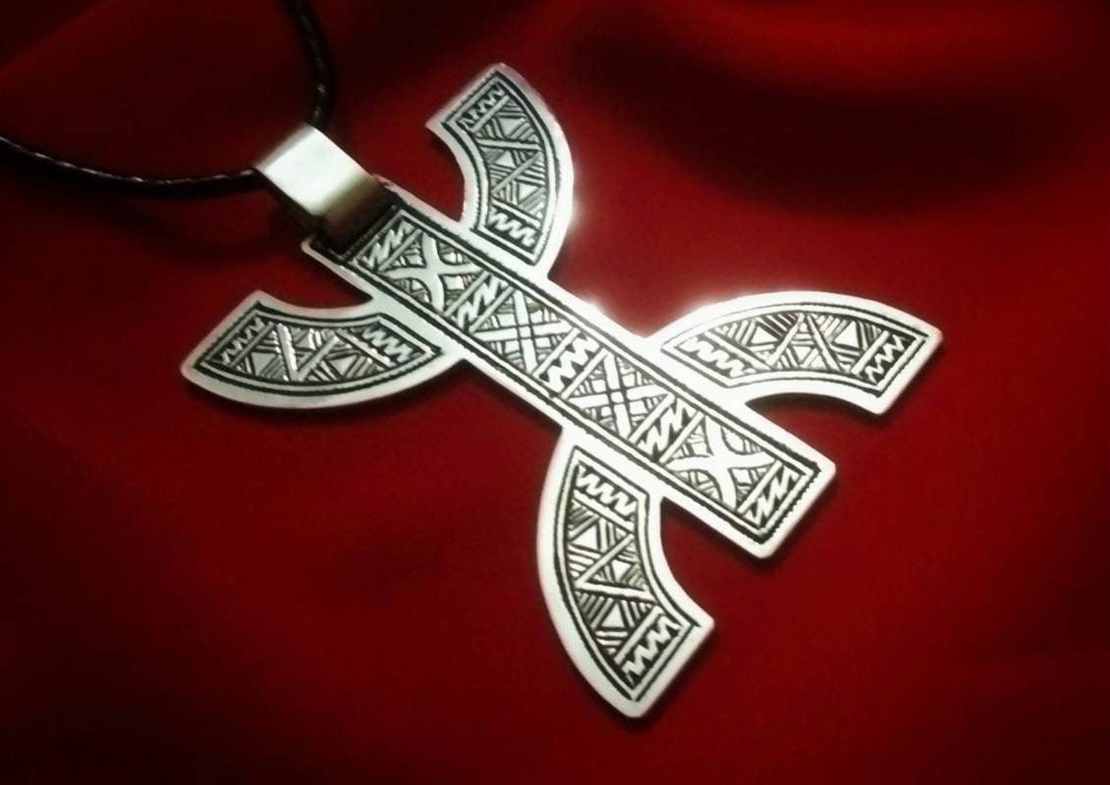 Amazigh Tifinagh Collier Pendentif Bijoux Berbère Ethnique Necklace