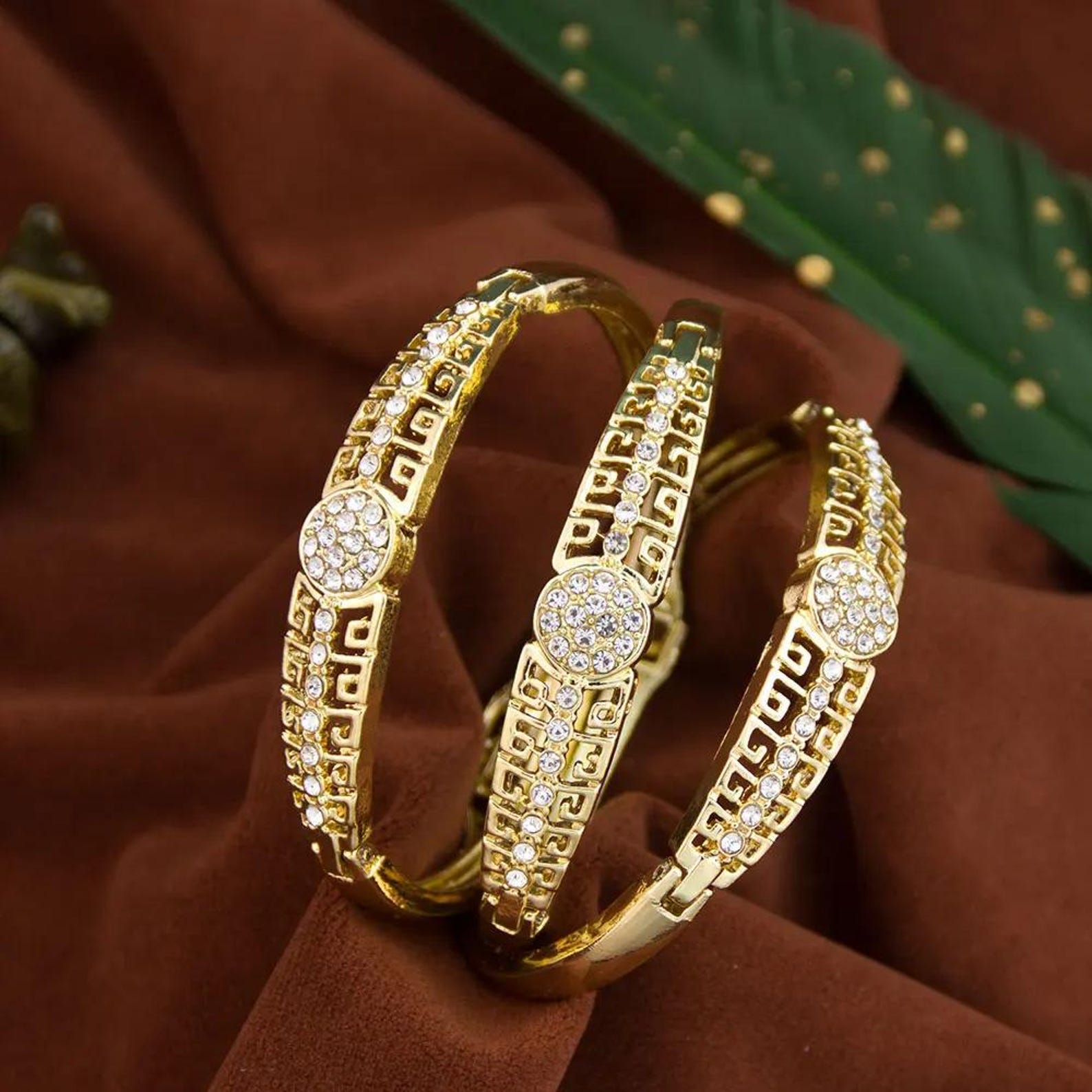 Berber Sunspicems Gold Color Arabic Bangle Crystal Bracelet
