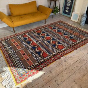 Amazigh Allunan-Space Handmade Wool Textile Diamond Geometric Rug