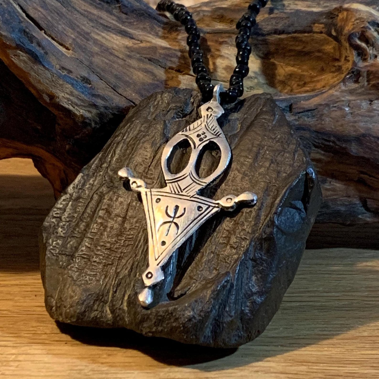 Amazigh Necklace - Metal Distinctive Style for Everyday Personal Jewelry Styling