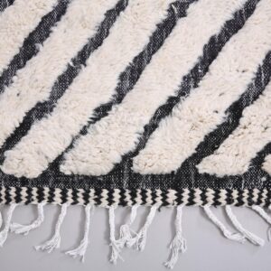 Custom Amazigh Berber Wool Living Room Geometric Neutral Rug