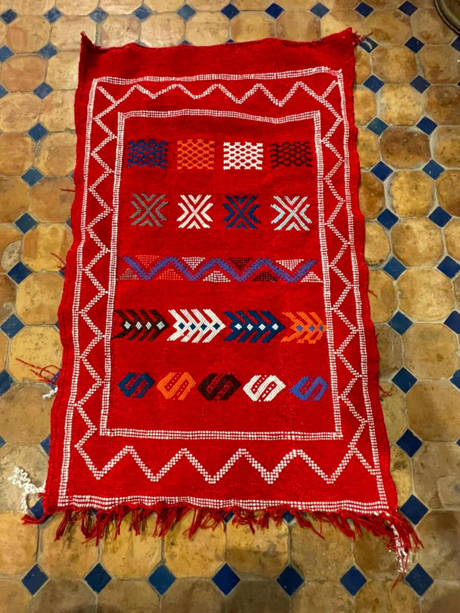 Berber Handmade Cashmere Red Culture Carpet Traditional Rug